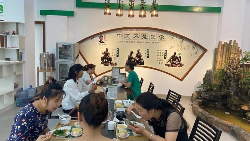 孕妇按摩精油推荐：如何选择安全有效的产品
