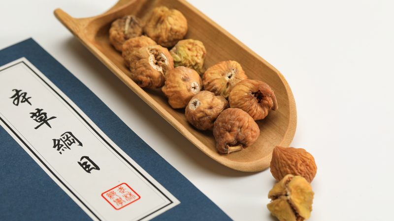 刮痧板材质之辨：黄铜与玉石，价格背后的秘密